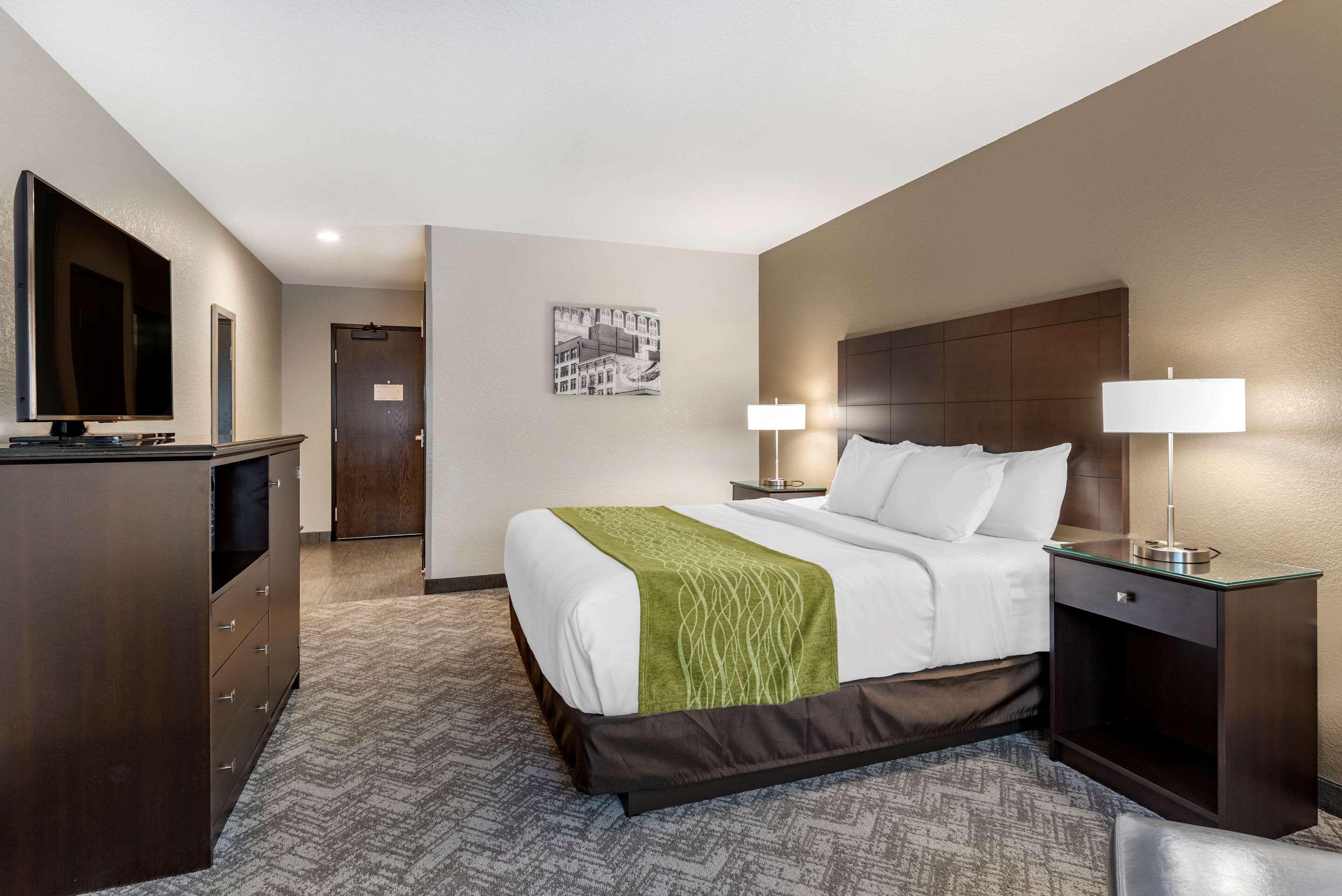 Comfort Inn & Suites Tualatin - Lake Oswego South Dış mekan fotoğraf