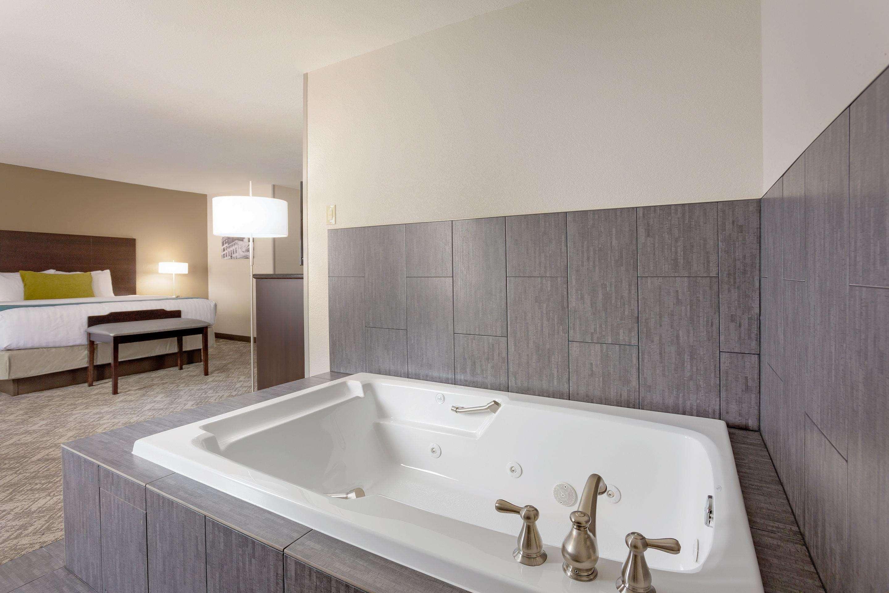 Comfort Inn & Suites Tualatin - Lake Oswego South Dış mekan fotoğraf