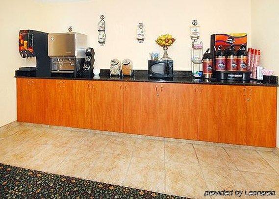 Comfort Inn & Suites Tualatin - Lake Oswego South Restoran fotoğraf