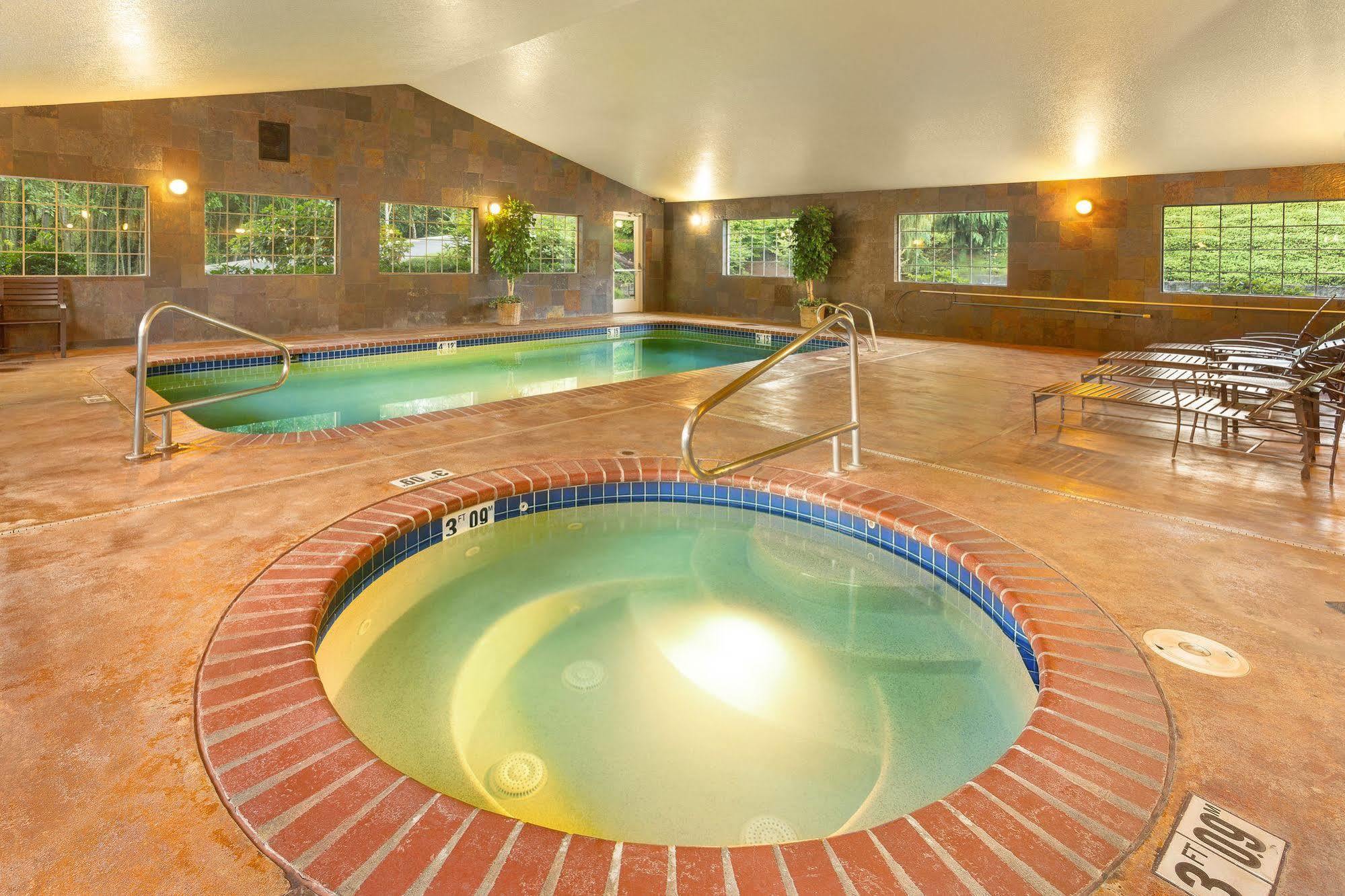 Comfort Inn & Suites Tualatin - Lake Oswego South Dış mekan fotoğraf